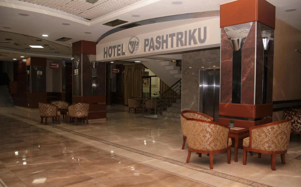 Hotel Pashtriku Gjakova エクステリア 写真